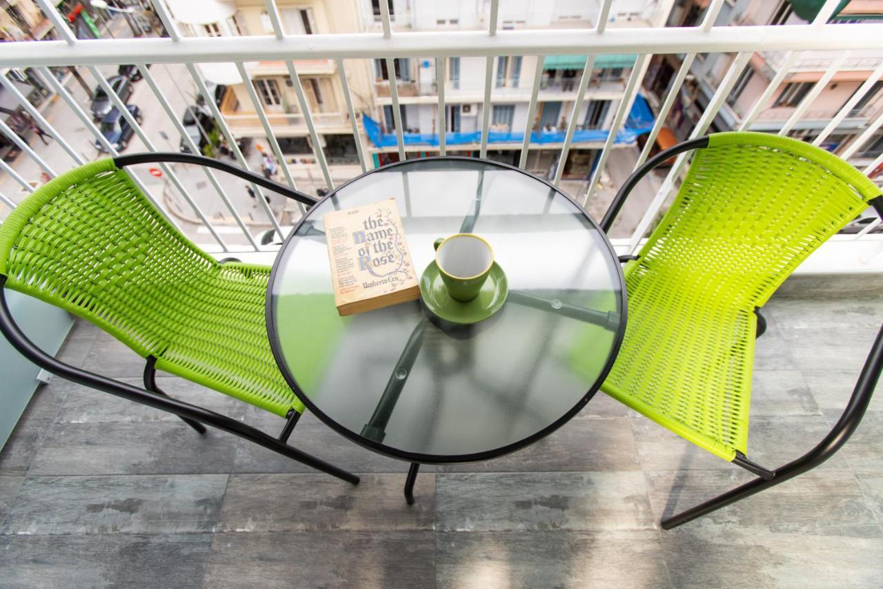 Downtown Luxury Boutique Suites : The Yellow Suite Tessalónica Exterior foto