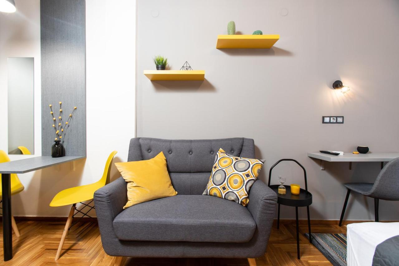 Downtown Luxury Boutique Suites : The Yellow Suite Tessalónica Exterior foto