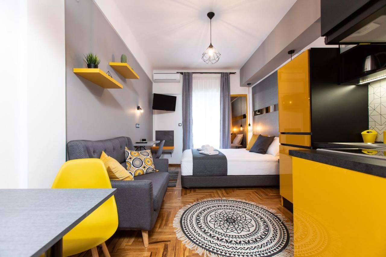 Downtown Luxury Boutique Suites : The Yellow Suite Tessalónica Exterior foto